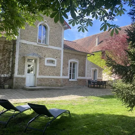 Les Douves, Charmante Dependance Du Chateau Crevecoeur-en Brie Exterior photo