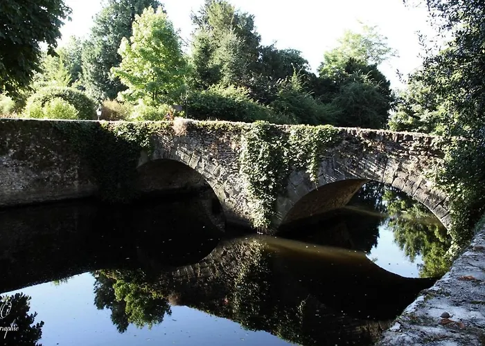Les Douves, Charmante Dependance Du Chateau