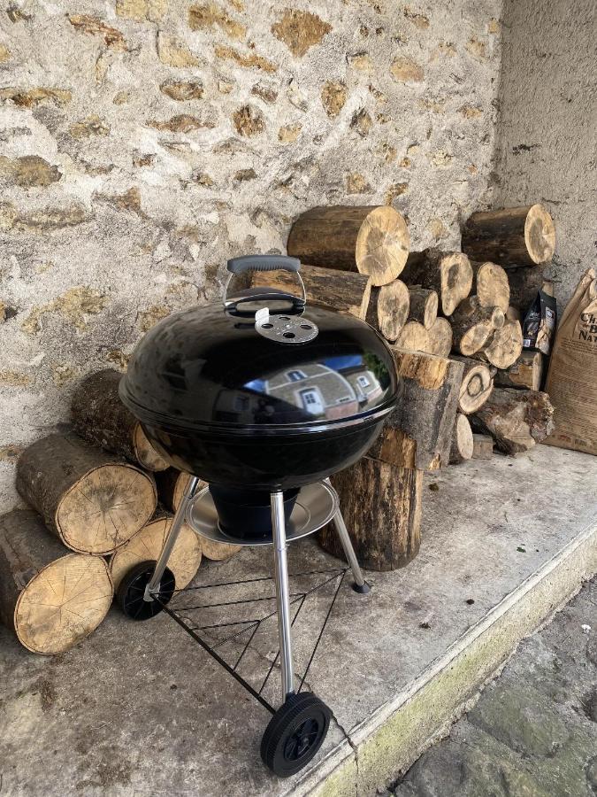 Vakantiehuis Les Douves, Charmante Dependance Du Chateau Crevecoeur-en Brie